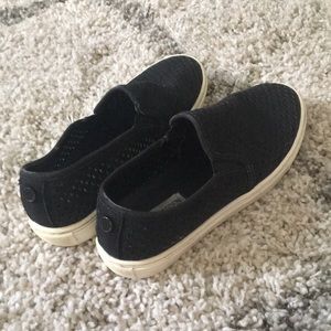 : : Steve Madden : : Slip-on Shoes